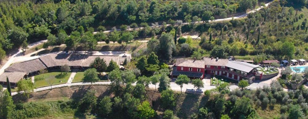 מלון בוואניה Il Poggio Dei Pettirossi מראה חיצוני תמונה